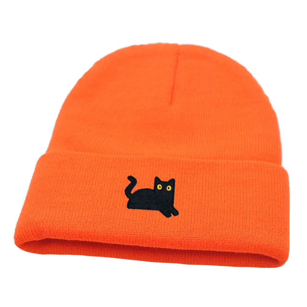 Autumn and winter warm knitted pullover hat for men and women, cute black cat pattern embroidered yarn beanie hat